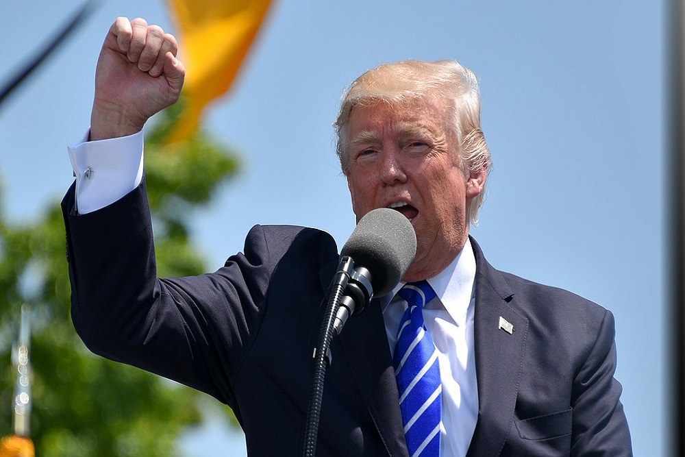 Blockchain education: Trump bans Petro crypto