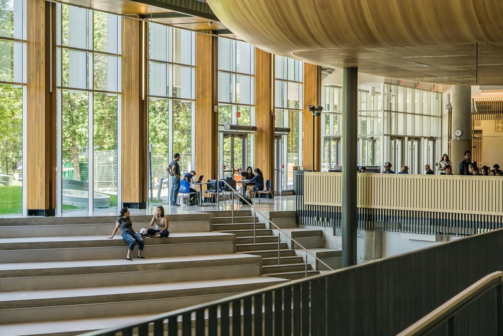 97% of Japan’s junior colleges and universities to offer free education