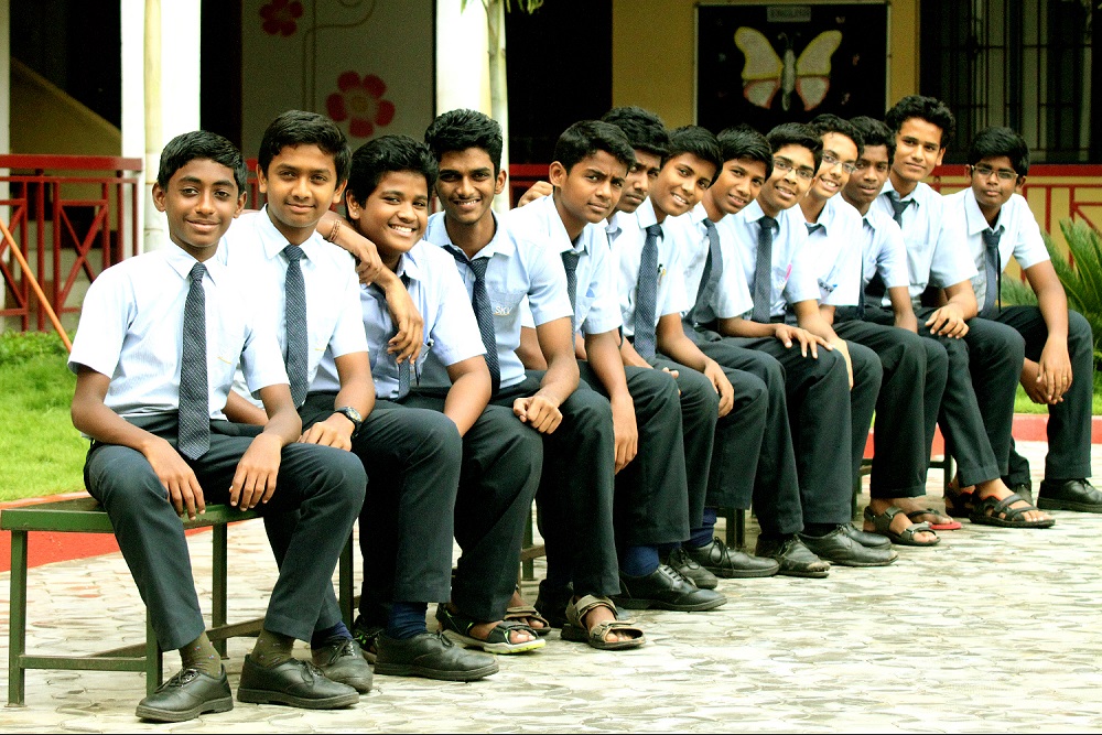 lakh student