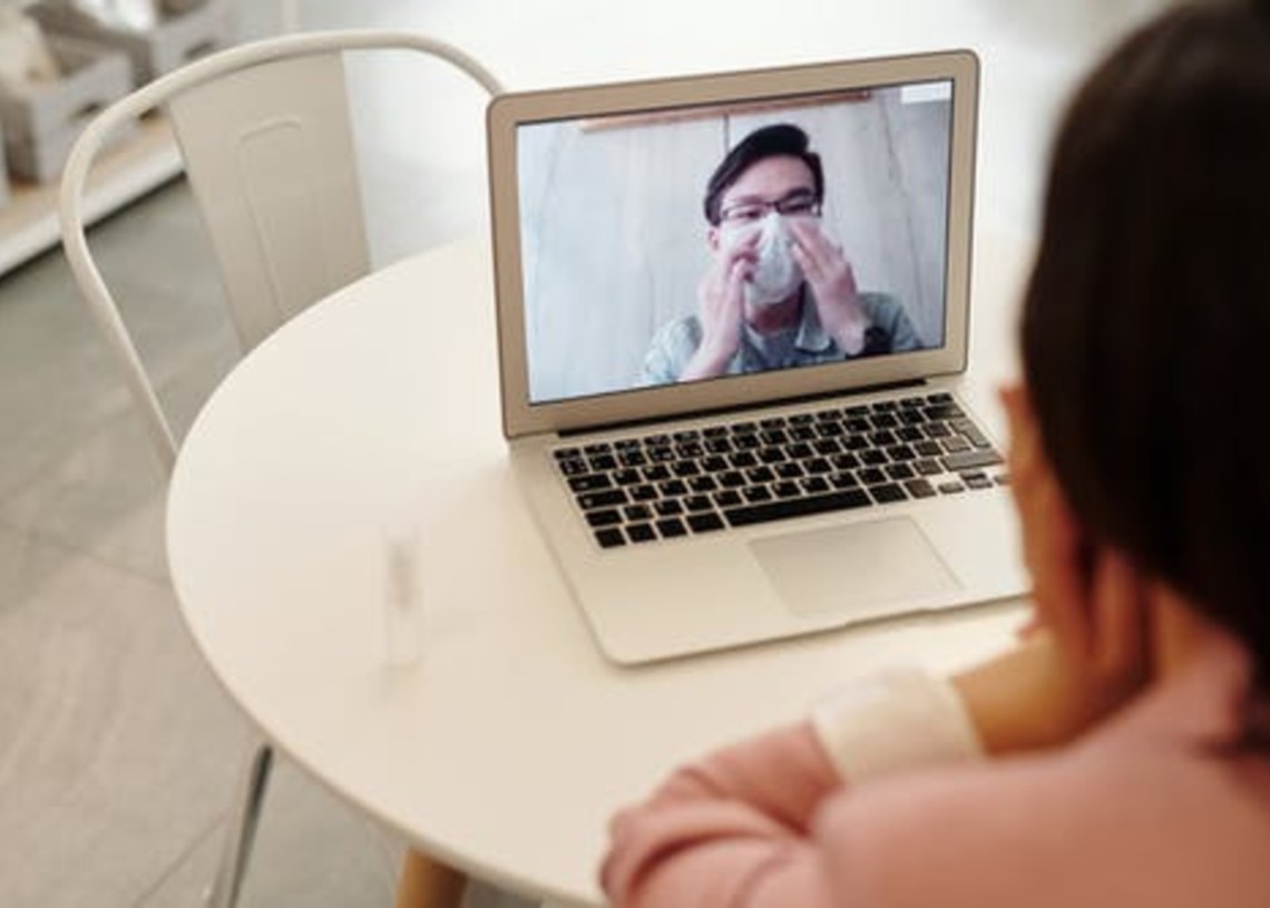 Problems deaf people are encountering working at home during the lockdown